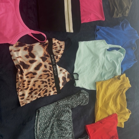 crop tops bundle - Picture 2 of 6